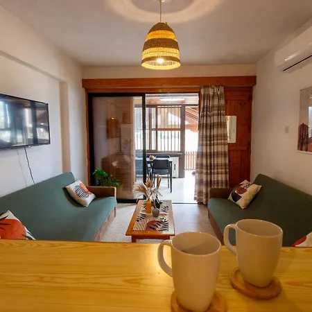Apartment 5-min To The Beach, 1-bed