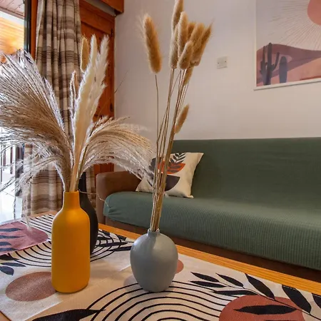 5-min To The Beach, 1-bed
